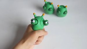 🔥SG LOCAL STOCK🔥Novelty Hand Pinch Cute Googly Eyes Small Vegetable Worm Funny Cartoon Decompression Toy Squeeze Vent Decompression Artifact Children Toy Children Days Gift Birthday Christmas Gift New Year Gift Goodie Bag