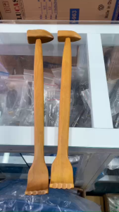 Cây gãi lưng bằng gỗ thơm dụng cụ đấm lưng thư giãn giảm đau mỏi cho cả gia đình mh869 hahanco