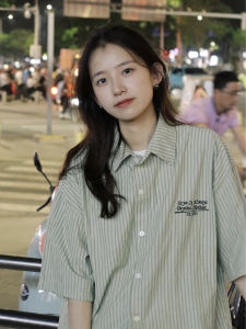 Retro Striped Short Sleeve Casual Shirt Womens Design Summer Top Loose Fit Button up Polo Neck Regular Length Single Button