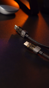MCDODO CA-2840/2841 | Auto Power Off 100W Type-C to Type-C Transparent Data Cable