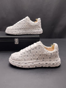 รองเท้าผ้าใบทรงสเก็ตบอร์ดพื้นหนาสำหรับผู้ชาย ทรงสูง ฤดูใบไม้ร่วง รองเท้าลำลอง ส้นสูงแบบสวม รองเท้าบู๊ตส้นแบน รองเท้าผ้าใบสไตล์ใหม่