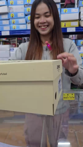 [ฟรีถุงเท้ากันลื่น]รองเท้าฟุตซอล Breaker (BK1231) พื้นหนึบ อัปเปอร์ Dimpled แถม 1 socksy