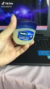 Sáp Dưỡng Ẩm Đa Năng Vaseline 49g Hũ Đại - Hàng Mỹ