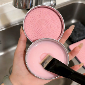 Dorisna Makeup Brush Cleaning Soap Gentle Sponge Solid Cleanser with Scraper Pad Makeup Tool Fast Non-Damaging Cleaning