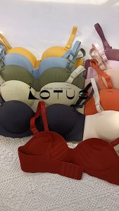 Breathable Strapless Non-Wire Push Up Bra: Fashion Shell Half Thick Cup Bras