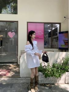 ชุดเดรสยาวคอวีแขนยาวสไตล์ฝรั่งเศส ทรงเอ เอวสูง กระโปรงสั้น ผ้าฝ้ายผสมโพลีเอสเตอร์ ฤดูใบไม้ร่วง ฤดูหนาว สำหรับผู้หญิง