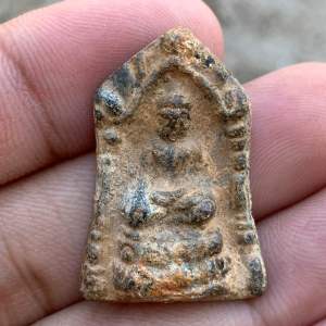 พระยอดขุนพล กรุวัดมหาธาตุสุโขทัย เนื้อสนิมแดง