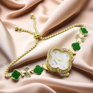 Fashion Lucky Four Clover Watch for Women Diamond Emerald Strap Free Adjustment Round Dial Womens Casual Watches High Value Choice No Fade
