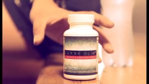 FRONTROW LUXXE WHITE SLIM 60S SLIMMING + GLUTATHIONE L-CARNITINE GARCIA CAMBOGIA LIONS MANE CORDYCEPS