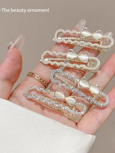 Elegant Cats Eye Stone Butterfly Knot Hair Clip Womens Versatile Summer Side Bangs Alligator Clip Stylish Forehead Duckbill Clip