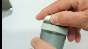 Dish washing Brush Kitchen Cleaning Soap Dispensing  Cleans Brush Replaceable Heads  Brushes Pressing Soap Dispensing