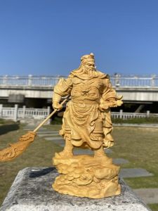 Arborvitae Buxus Microphylla Wood Carving God of War and Wealth Lord Guan the Second Decoration Solid Wood Carving Guan Gong Home Living Room Decorations
