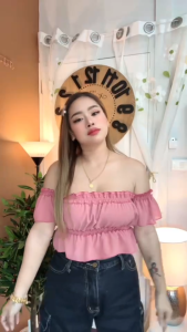 เสื้อสาวอวบร้านตาตั้ม อก 36-48 ยาว 9นิ้ว *ผ้าชีฟอง//เกาะอกมีแขน****กระแตตัวสั้น