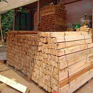 10 PCS Kayu Papan Bekas Palet Super / Kayu Sengon 110-120x10x2 cm (Isi 10 Batang)
