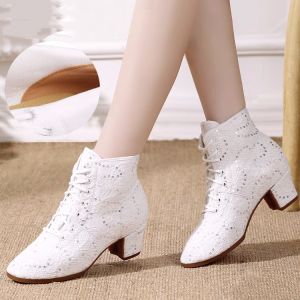 รองเท้าเต้นการเต้นรำทางสังคมส้นเตี้ยสำหรับผู้ใหญ่รองเท้าส้นเตี้ยทำจากหนังวัวพื้นนุ่มสำหรับผู้หญิง