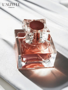 Aphir Paris Spring Perfume กล่องของขวัญวันเกิดสำหรับผู้หญิง กลิ่นหอมที่ยั่งยืน กล่องของขวัญสำหรับเดินทางไปทำงาน กลิ่นหอมที่ยั่งยืนในช่วงฤดูใบไม้ผลิ