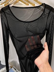 เสื้อเชิ้ตคอวีแขนยาวผ้าตาข่ายลูกไม้เซ็กซี่สีดำโปร่งใสสำหรับผู้หญิง เสื้อผ้าทำงานสไตล์เกาหลี แขนยาว ปกติ