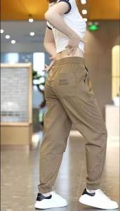 Quần Jogger kaki hình in