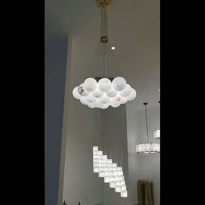 Đèn chùm bong bóng phong cách Bắc Âu – Sự giao thoa giữa nét tối giản và tinh tế tỏa sáng không gian sống sang trọng