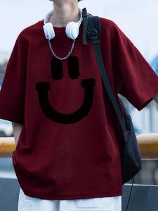 เสื้อยืดคอกลมแขนสั้นทรงหลวมสไตล์อเมริกันย้อนยุคสำหรับผู้ชายในช่วงฤดูร้อน ผ้าฝ้ายแท้ ลำลอง น่ารัก แฟชั่นเยาวชน