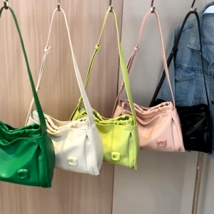 Quality Leather Tote Bag for Woman Large Capacity Commute Shoulder Bags Fashion Retro Tote Bags