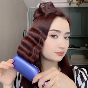 Professional Hair Waver Iron Ceramic Eggroll Hair Curler Triple Barrel Hair Curling Wand Curly Wave Curling Roller Styling Tools