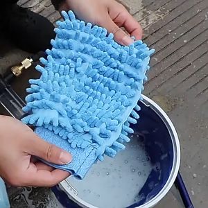 MOTEX Cleaning Glove Super Mitt Microfiber Household Car Washing Cleaning Anti Scratch Glove Car Wash (RANDOM COLOR)