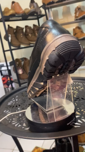 Borsa Sepatu Low cut pendek Pria slip on kulit asli Caliber 2