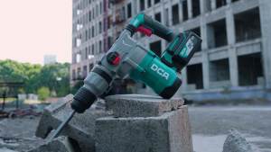 iPii DCA Cordless Brushless Rotary Hammer ADZC03-28 H2K 20V 6.0Ah | Heavy Duty SDS Plus Hammer Drill | Concrete Wall Drilling Machine | Professional Power Tool