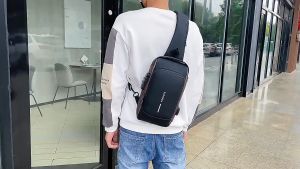 Túi Đa Năng NamLoại.1. Túi Mật Khẩu Ba Lô Chống Trộm Túi Đeo Vai Thể Thao Chống Thấm Nước Túi Đeo Ngang Ngực Thể Thao Ô Tô Xe Máy.