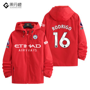 เสื้อแจ็คเก็ตฝึกซ้อมฟุตบอลฤดูกาล 25-26 ของทีมแมนเชสเตอร์ซิตี้ เสื้อแจ็คเก็ตฤดูใบไม้ร่วงสำหรับแฟนๆ ฮาร์แลนด์ ทรงหลวม แขนยาว ปกโปโล ปกโปโล