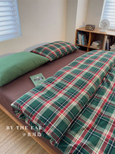 ชุดผ้าห่มแบบญี่ปุ่นเรียบง่าย ย้อนยุค ผ้าฝ้ายแท้ ลายสก็อต ผ้าฝ้ายยาว ชุดนอน 4 ชิ้น ผ้าฝ้ายแท้ ชุดนอนแบบมีหมอน