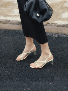 Joy & Peace | Slimming V-shaped Sandals High Heels