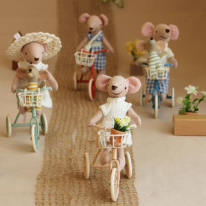 ของเล่นจักรยานสามล้อเหล็กขนาดเล็กเหมาะสำหรับตกแต่งบ้านตุ๊กตาบีเจดี โอบี 11