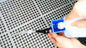 1Pc Portable Car Motorcycle Folding Telescopic Hose Refueling Funnel Oil Change Filling Transfer Tool Auto Accessories