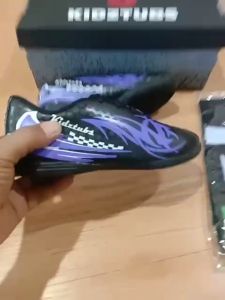 Paket Komplit Sepatu Futsal Anak Usia 6-10 Tahun