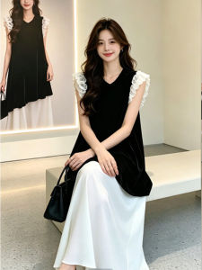 Shalldoer | Black and White Contrast V-Neck Sleeveless Blouse and Maxi Skirt Set