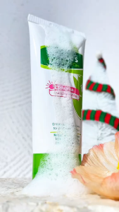 ACNES Natural Care Face Wash Complete White 100gr/50gr