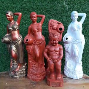 Tượng Bé Đứng tè – Tượng Bé Đứng Đáy Tiểu Cảnh – Tượng Trang Trí Sân Vườn