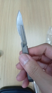 Bộ Dao Mổ Đa Năng Titan Cao Cấp Có Vỏ Đựng