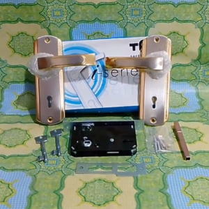 KUNCI PINTU + BODY KECIL TOP SET