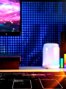 Giá để điện thoại gấp gọn giá để điện thoại hợp kim nhôm  phù hợp cho người sử dụng điện thoại liên tục