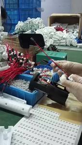 Custom Production Portable Foldable Handheld Garment Steamer Iron Small Steam Iron Electric Iron