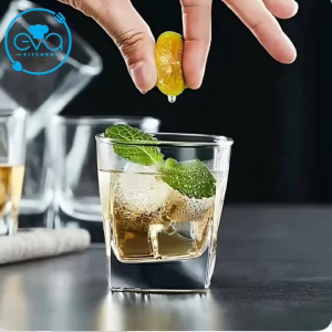 Hộp 6 Ly Thuỷ Tinh Deli Tumbler Glass SquareSip Góc Vuông Dung Tích 205ml - GV205