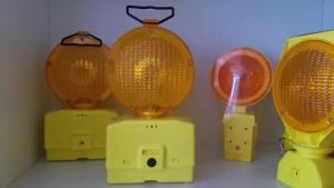 Solar LED Traffic Beacon Light Safety Flashing Warning Car Road Construction Cone Lights Outdoor High-altitude Tower Safety Sign