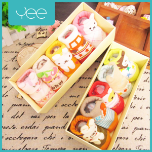 Yeeshop ชุดของขวัญ ถุงเท้าเด็กแรกเกิด 5คู่ คละสี คละลาย ชุดเจ้าหญิง ชุดเจ้าชาย (0-1years) (1103)