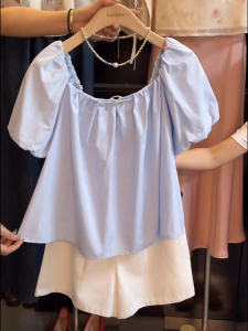 เสื้อเชิ้ตแขนพองคอเหลี่ยมสไตล์ฝรั่งเศสสำหรับผู้หญิง ดีไซน์หวาน สายรัดโบว์ แขนพอง คอเหลี่ยม แขนสั้น สีพื้น