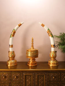 TAIMUJIA | Thai Handcrafted Wooden Elephant Ornament Decoration
