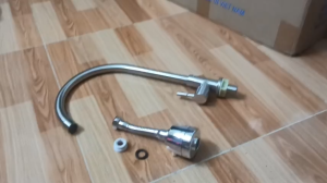 Đầu Nối Vòi Nước Tăng Áp Bồn Rửa Chén Xoay 360