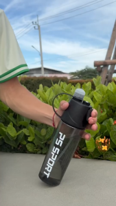 ขวดนํ้ากีฬา PSSPORT พ่นนํ้าได้ ขวดนํ้าอเนกประสงค์ 600ML หัวพ่นนํ้า ขวดนํ้าพกพา สีดำ คุณภาพดี ส่งฟรี